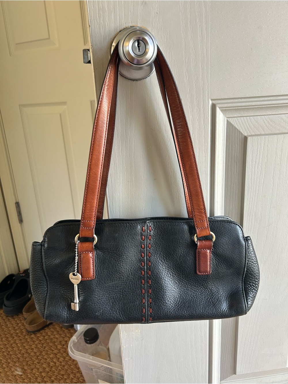 Fossil Black Leather Shoulder Bag with Brown Handles